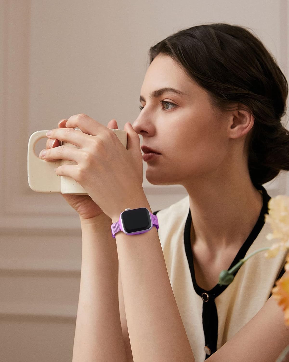 DV Milanese Strap Compatible with Apple Watch Straps 45mm 44mm 42mm Women Men, Magnetic Adjustable Band for iWatch Series 8 7 6 5 4 3 2 1 SE, Fashion Metal Strap for Smart iWatch (Purple)