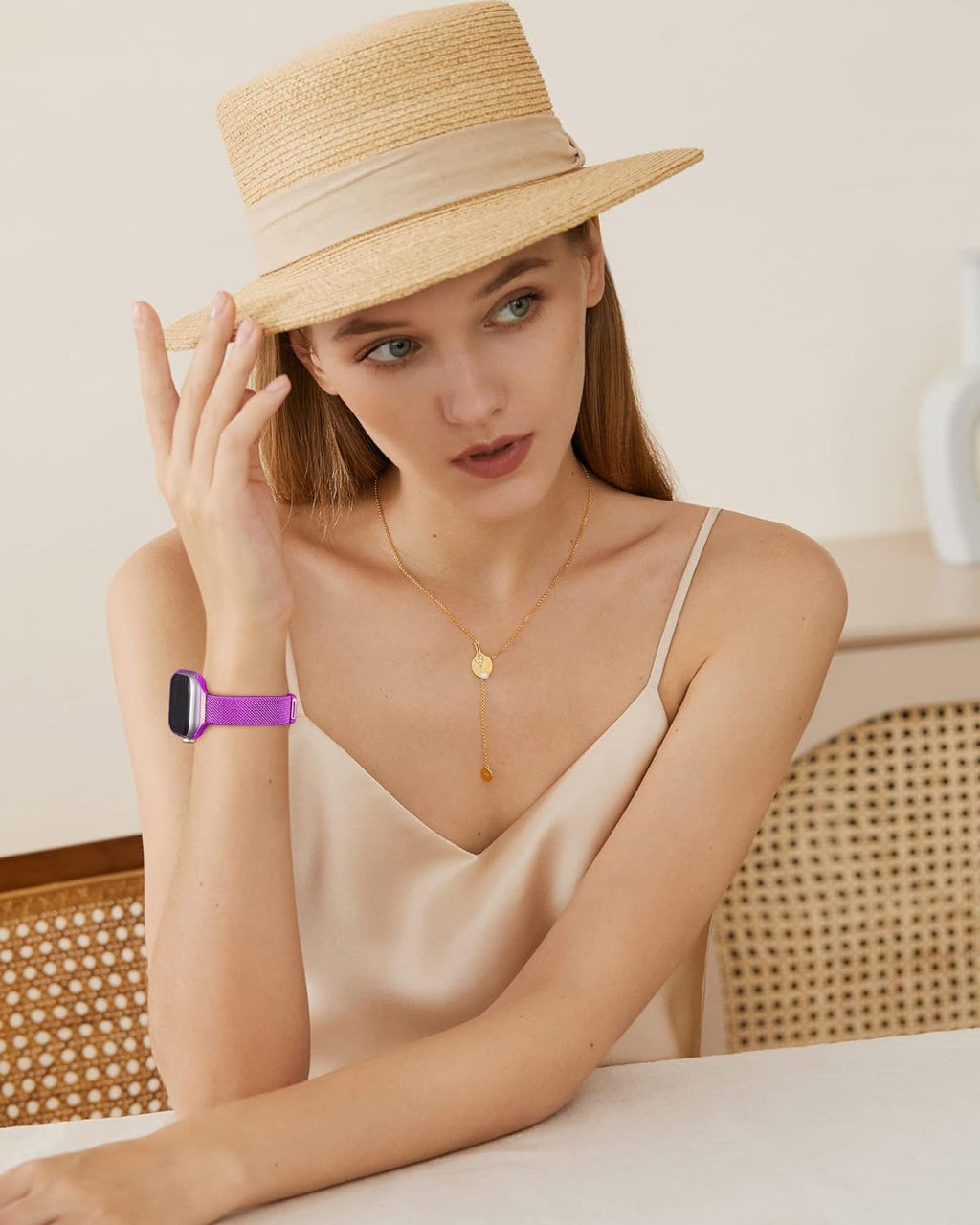 DV Milanese Strap Compatible with Apple Watch Straps 45mm 44mm 42mm Women Men, Magnetic Adjustable Band for iWatch Series 8 7 6 5 4 3 2 1 SE, Fashion Metal Strap for Smart iWatch (Purple)